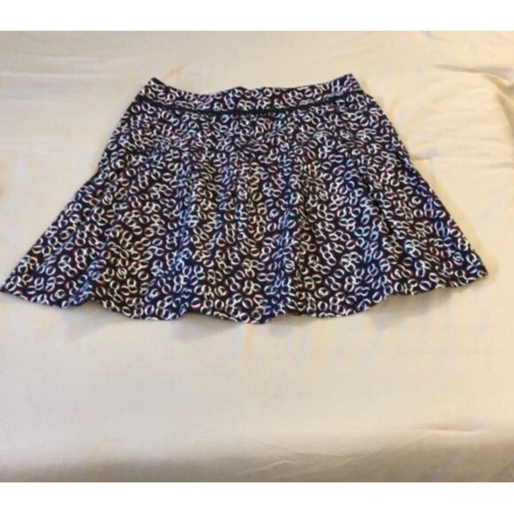 LOFT Dresses & Skirts - Loft Short Black Skirt Red Circle Pattern Size 10